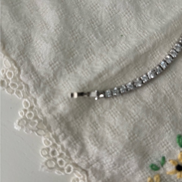 Faux diamond bracelet watch - Picture 4 of 4